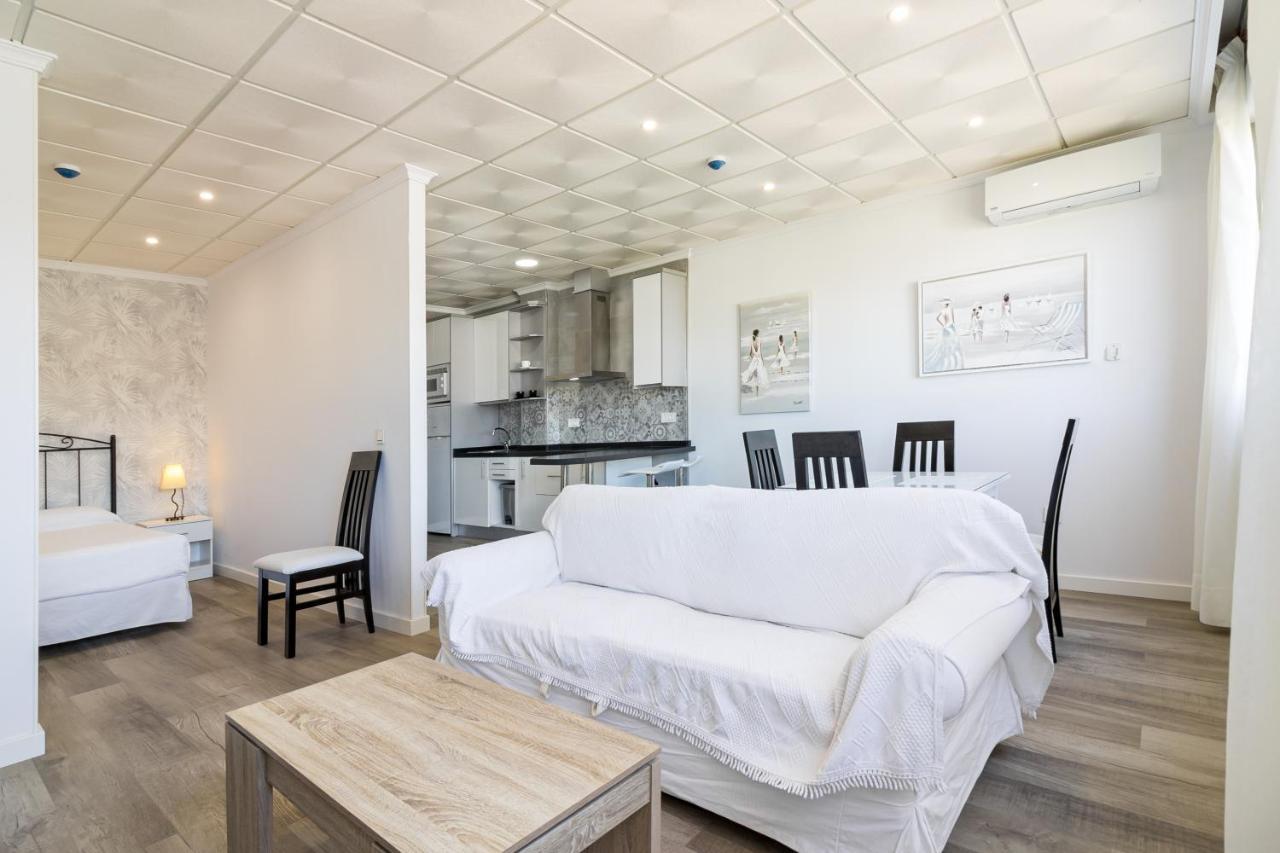 Apartamentos Avenida Tropical By Bossh! Apartments Salobreña Dış mekan fotoğraf
